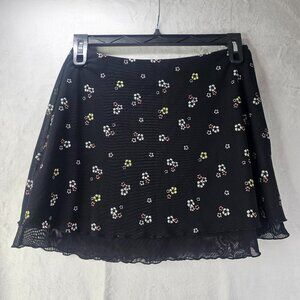 Forever 21 Black floral Skirt Mini Mesh Lining Size XL Flutter